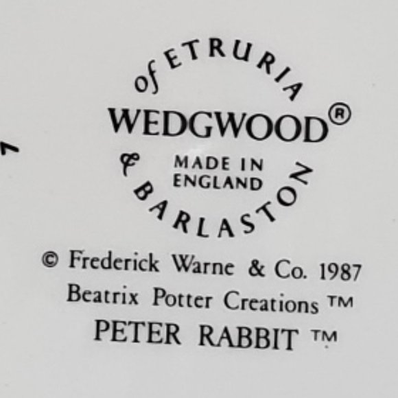 Petter Rabbit 1987 decorative collection plate Wedgwood England - Picture 2 of 3